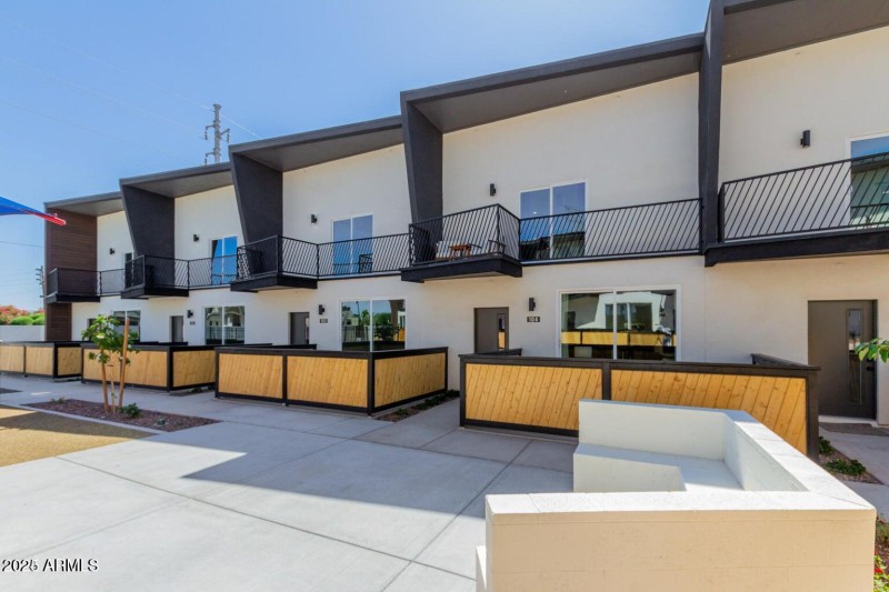 20241115200538181357000000-o