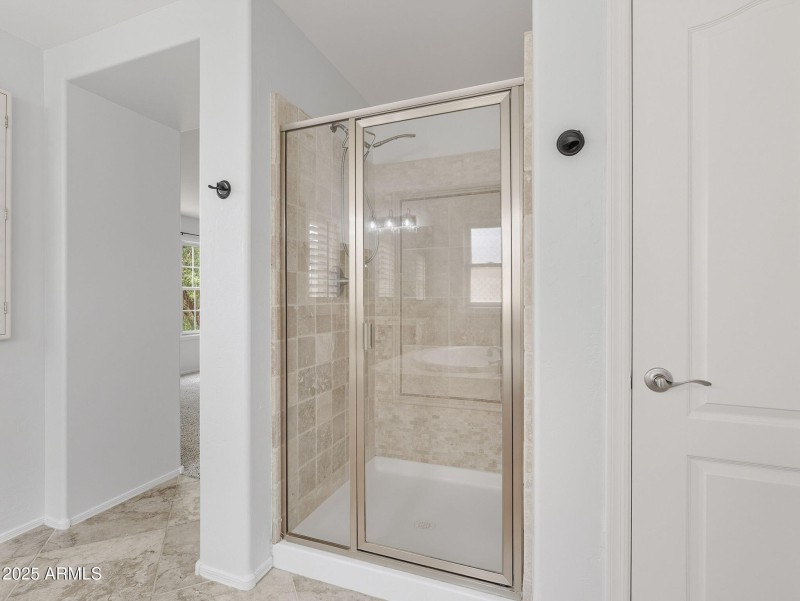 large-019940ae-f57e-70ed-aeb3-95d0d485cc