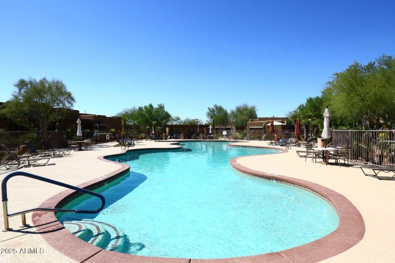 The Overlook-Pool2