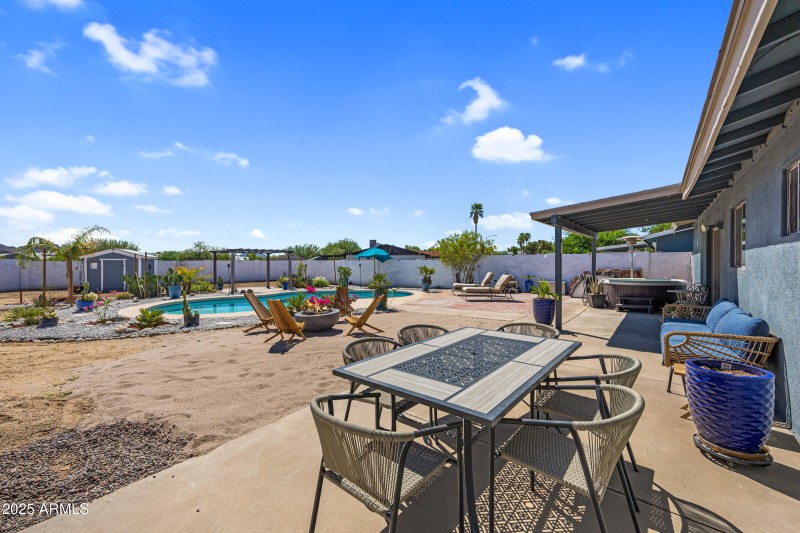 17229 N 8th Ave-33