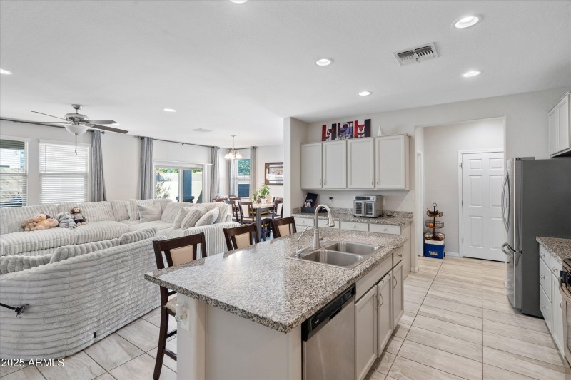 11-Kitchen to Family