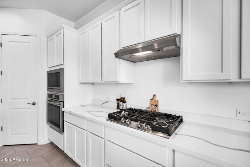 10-web-or-mls-22780 E Orion Way-12