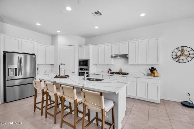 11-web-or-mls-22780 E Orion Way-15