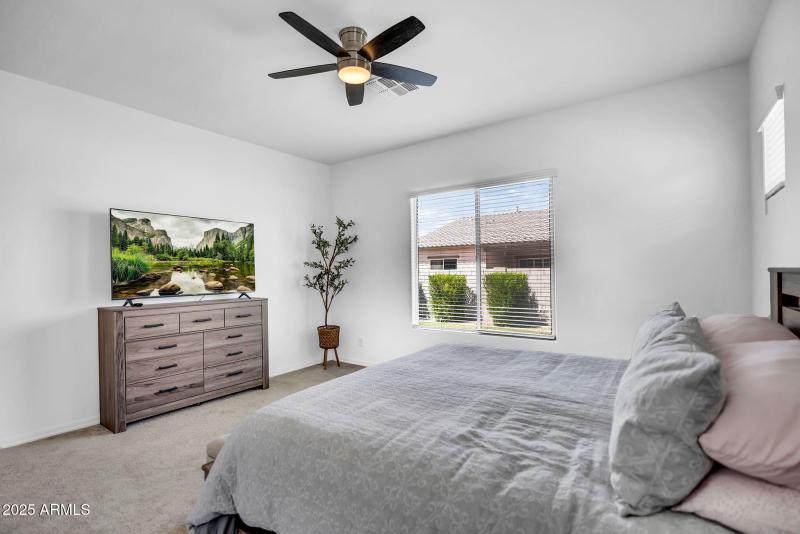 22-web-or-mls-22780 E Orion Way-22