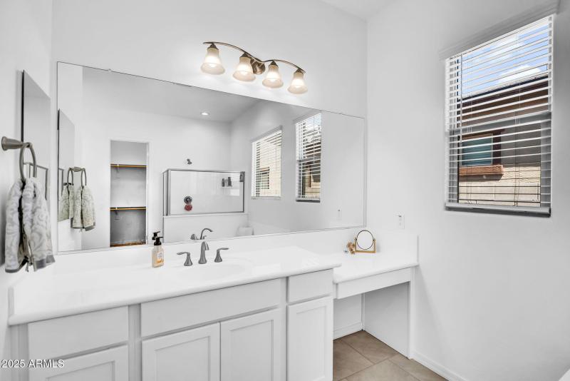 23-web-or-mls-22780 E Orion Way-23