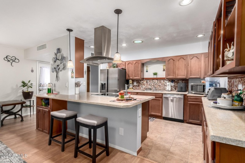 Large Kitchen