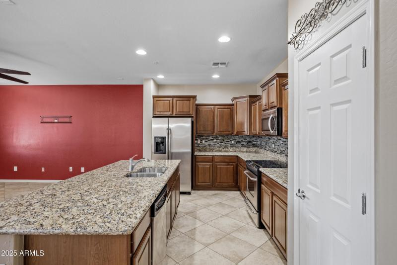 2128 W Tallgrass Trail #217-13