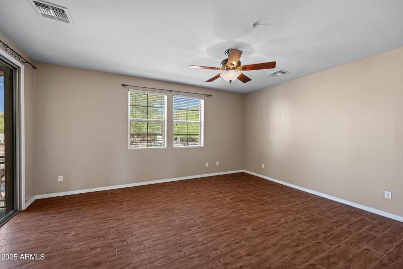 2128 W Tallgrass Trail #217-19