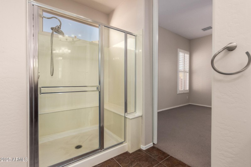 Primary shower