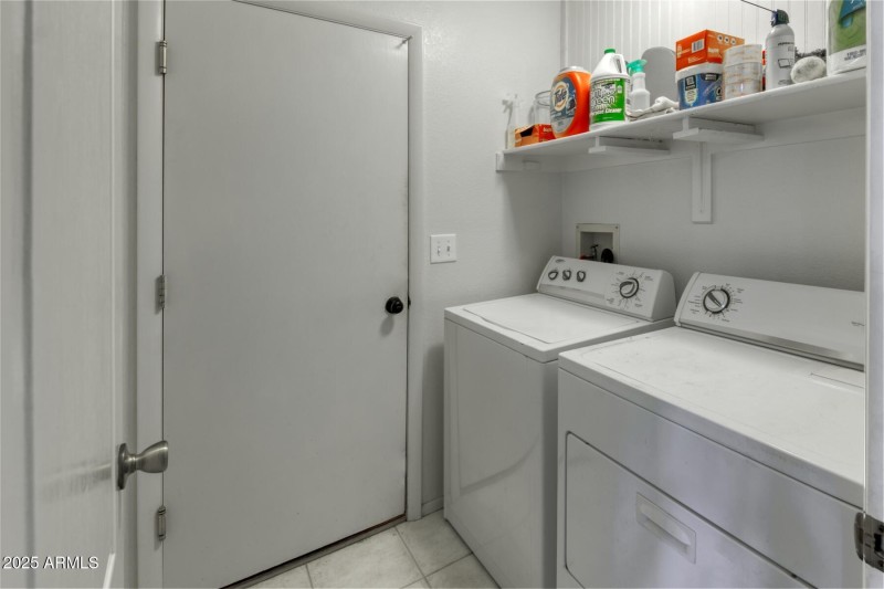 088118-4993 Santiago Court
