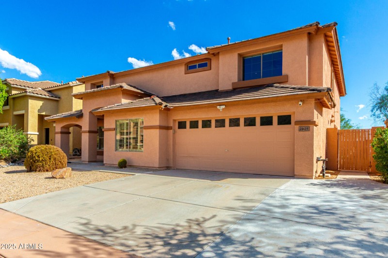 2425 W Florentine