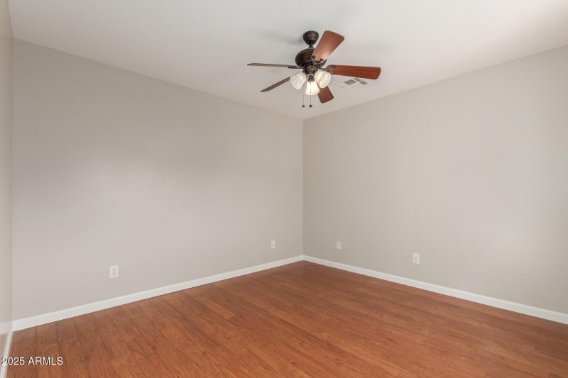 3969 E Cat Balue Dr