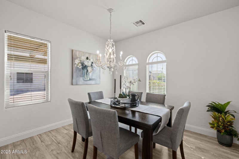 24-web-or-mls-7762 E Boston St, Mesa-25