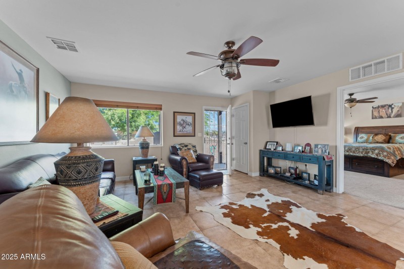 10-web-or-mls-DSC00637