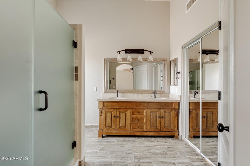 Primary Suite Bathroom