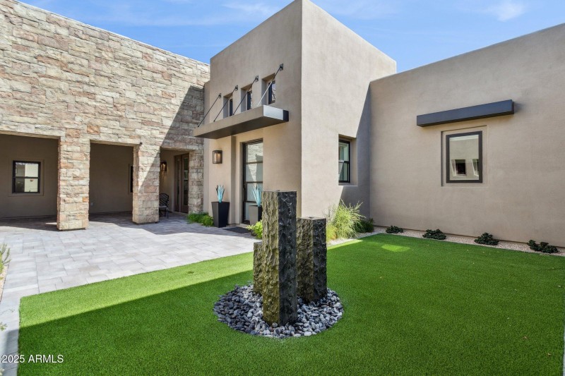 6-web-or-mls-12885-e-rosewood-dr