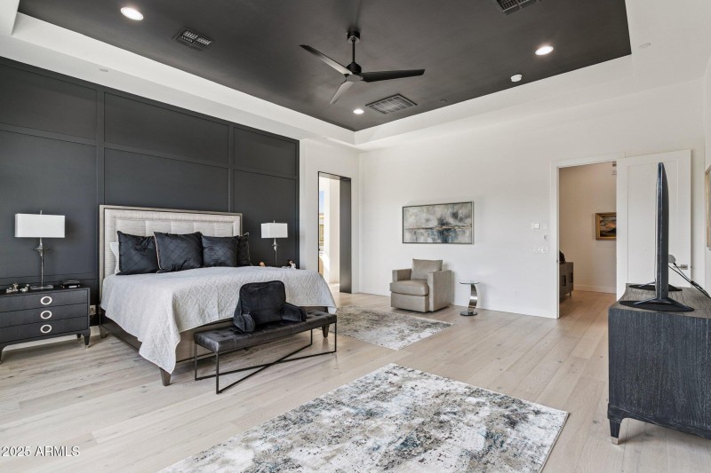 25-web-or-mls-12885-e-rosewood-dr