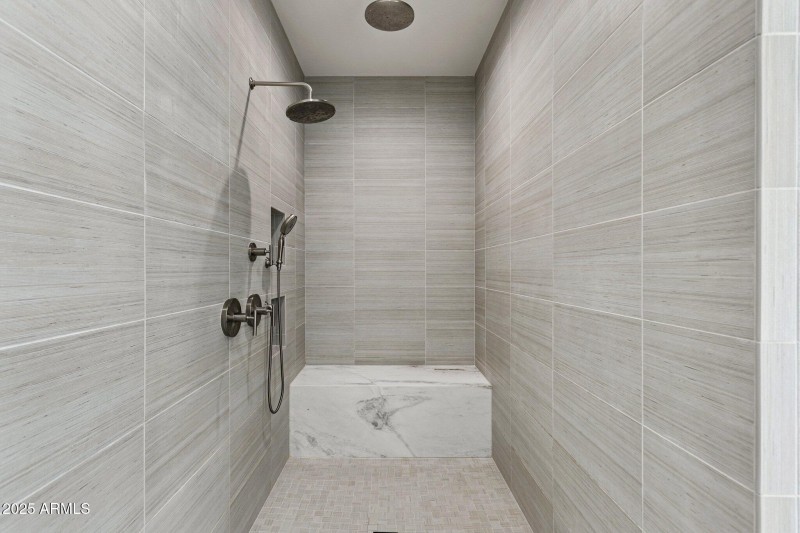 31-web-or-mls-12885-e-rosewood-dr