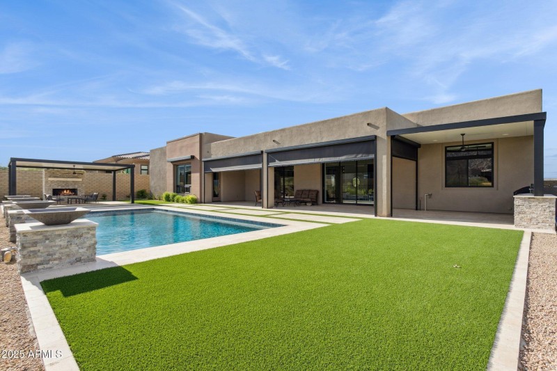 61-web-or-mls-12885-e-rosewood-dr