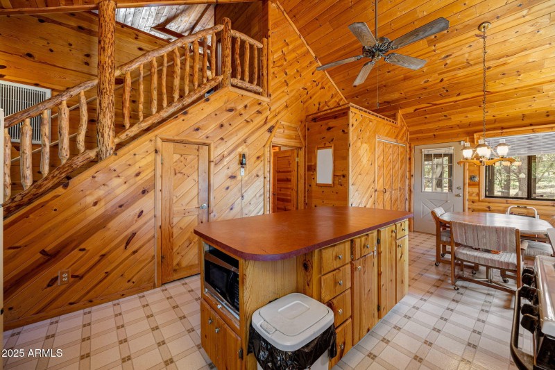 2240RoundaboutWay-HeberOvergaard-AZ-11
