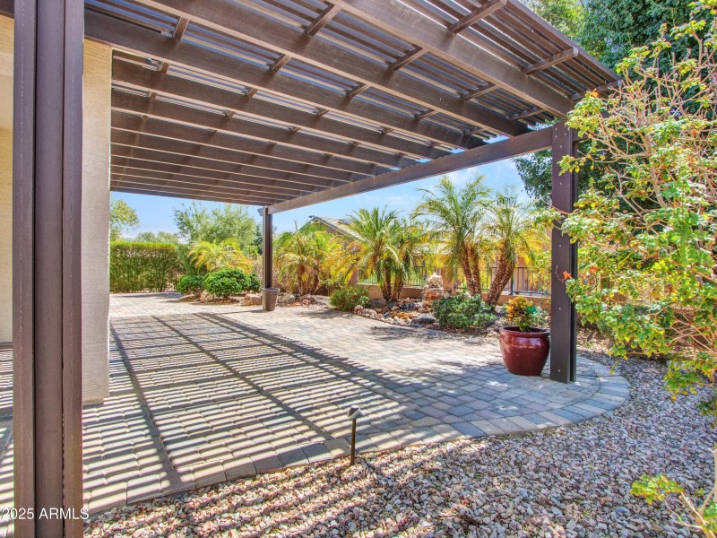 12-Backyard-(4)