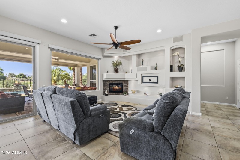 21916 N Pedregosa Ct Sun City West - 204