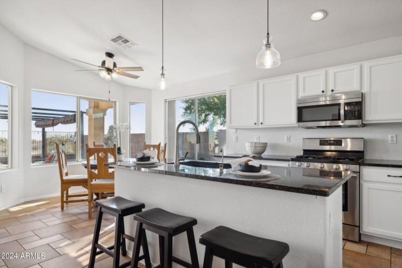 12-web-or-mls-10109-e-trailhead-ct