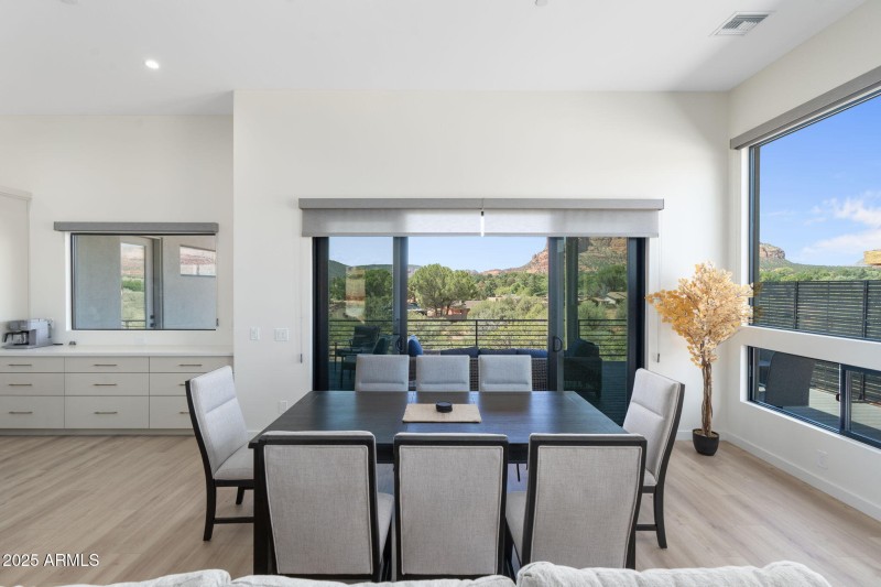 Main House Dining Views