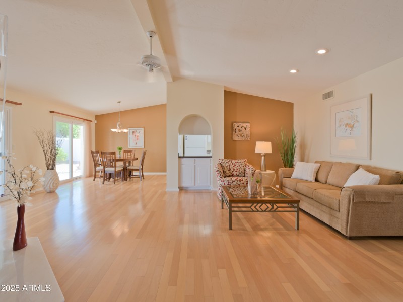 1216 E Winged Foot-10