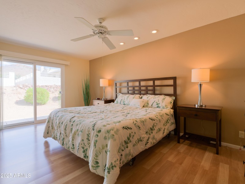 1216 E Winged Foot-23