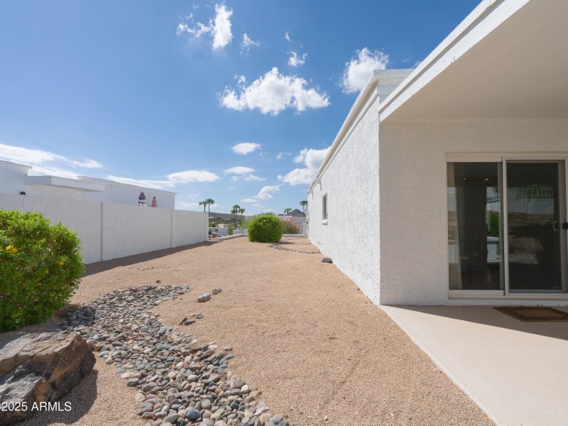 1216 E Winged Foot-38
