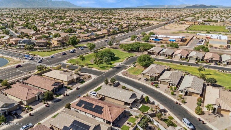 38-web-or-mls-19081-n-jameson-dr