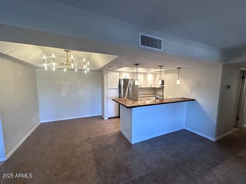 KITCHEN AND DINING RM