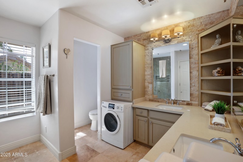 Casita bath