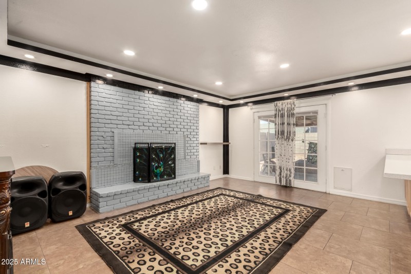 11 - Shangri La 4348