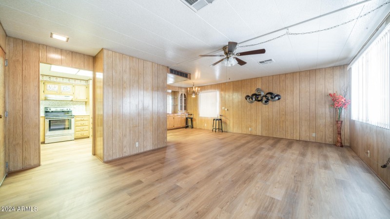 7300 N 51st Ave Unit G124-15