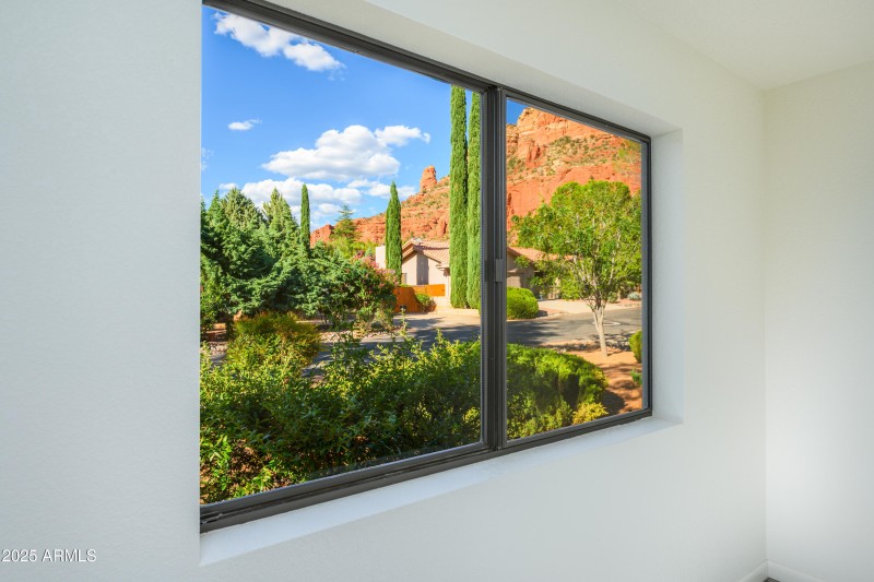 161 Starlite Drive-29