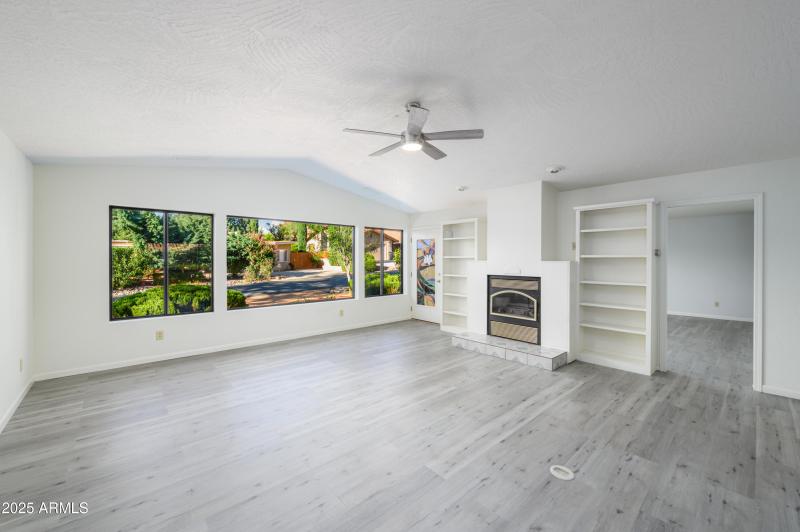 161 Starlite Drive-32