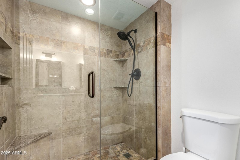 12 - Paradise Village