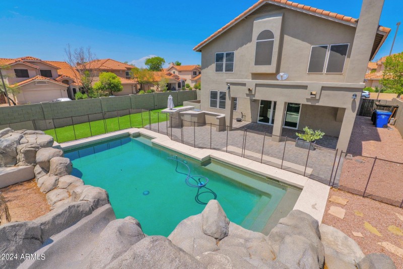 34-web-or-mls-P1036127