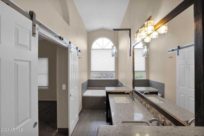 18-web-or-mls-P1036105