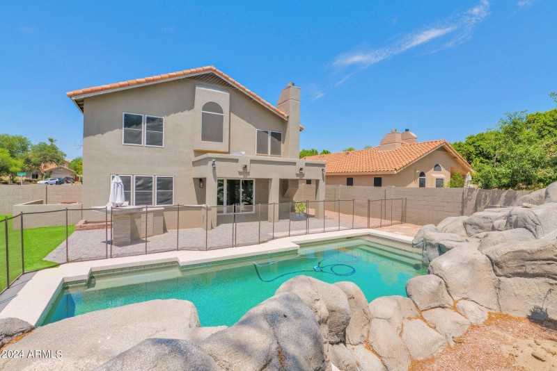 36-web-or-mls-P1036129