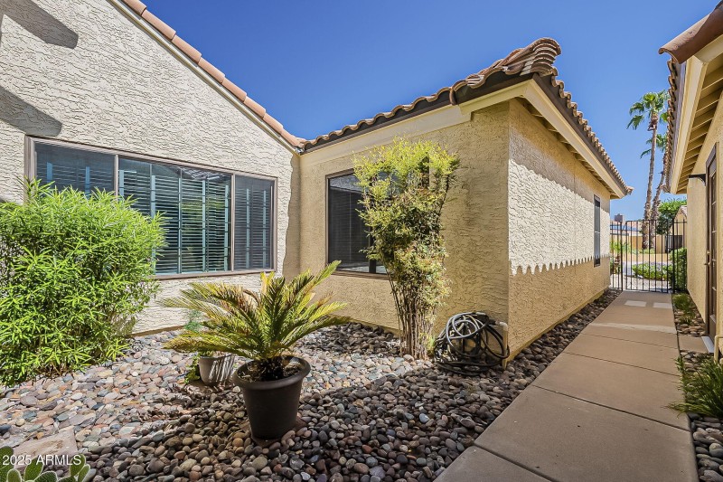 16-web-or-mls-58th Way-5