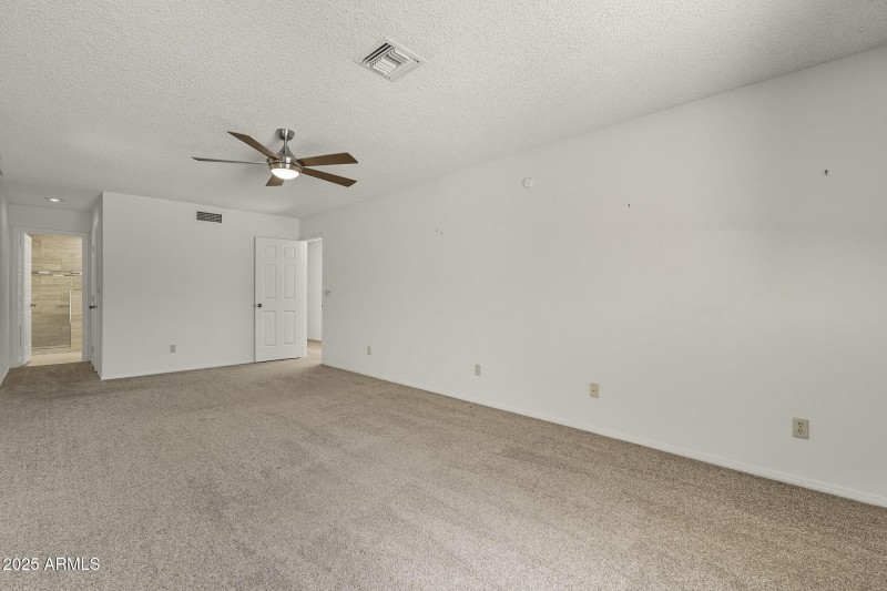 37-web-or-mls-58th Way-26
