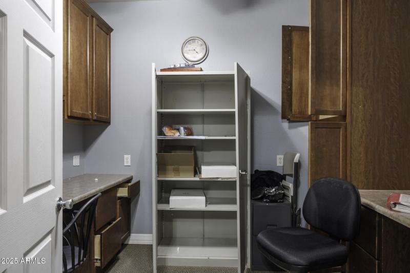 Front Office 2