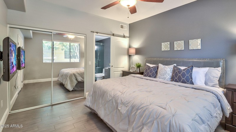 Primary Bedroom w/ Ensuite Bath