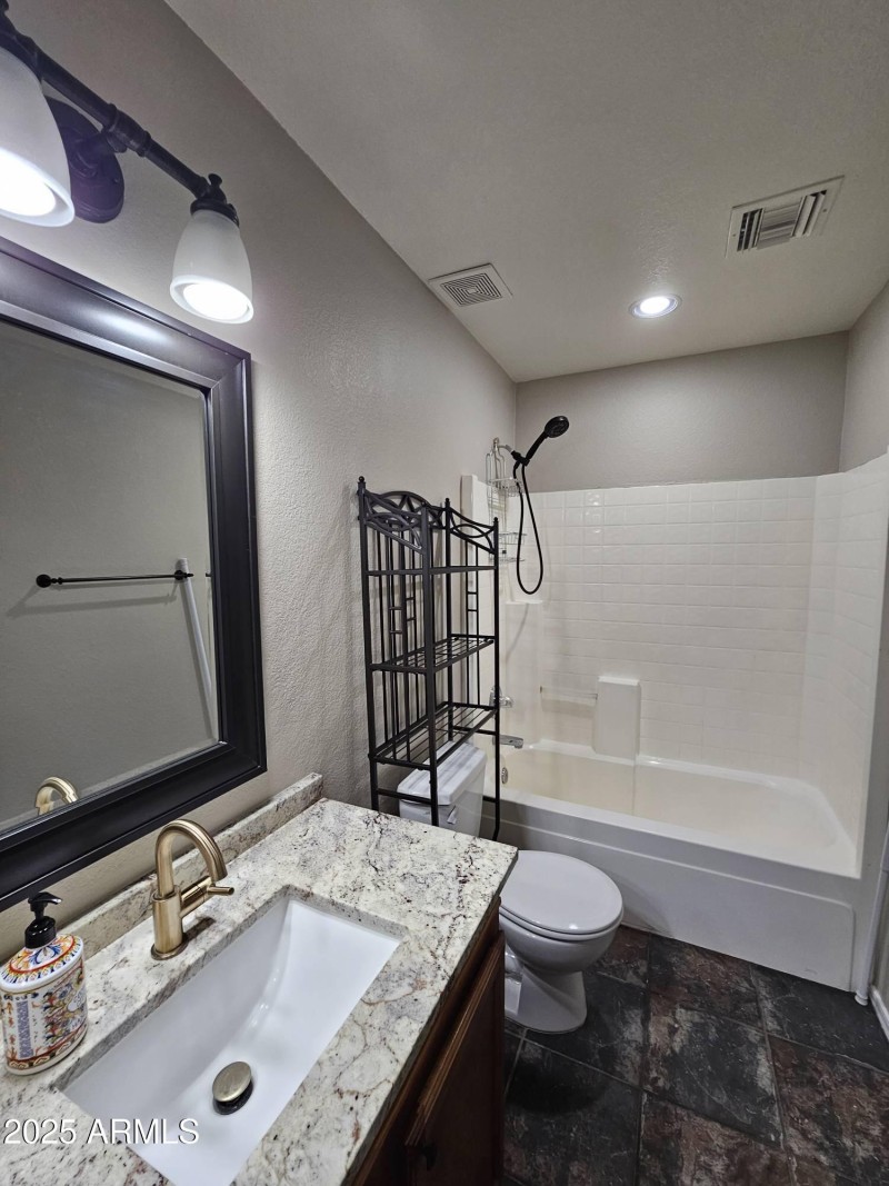 5060d9e2013a4699a60547672514dca8