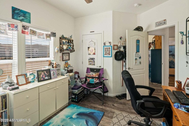 1054 Crenshaw AVE 200