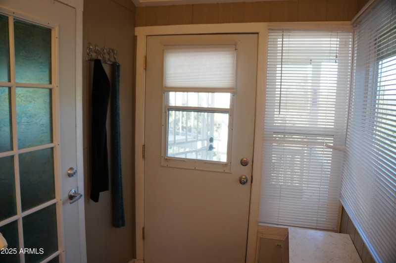 007 1/2 Bathroom exit 1