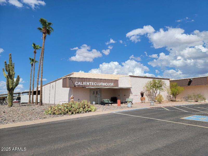 Caliente clubhouse
